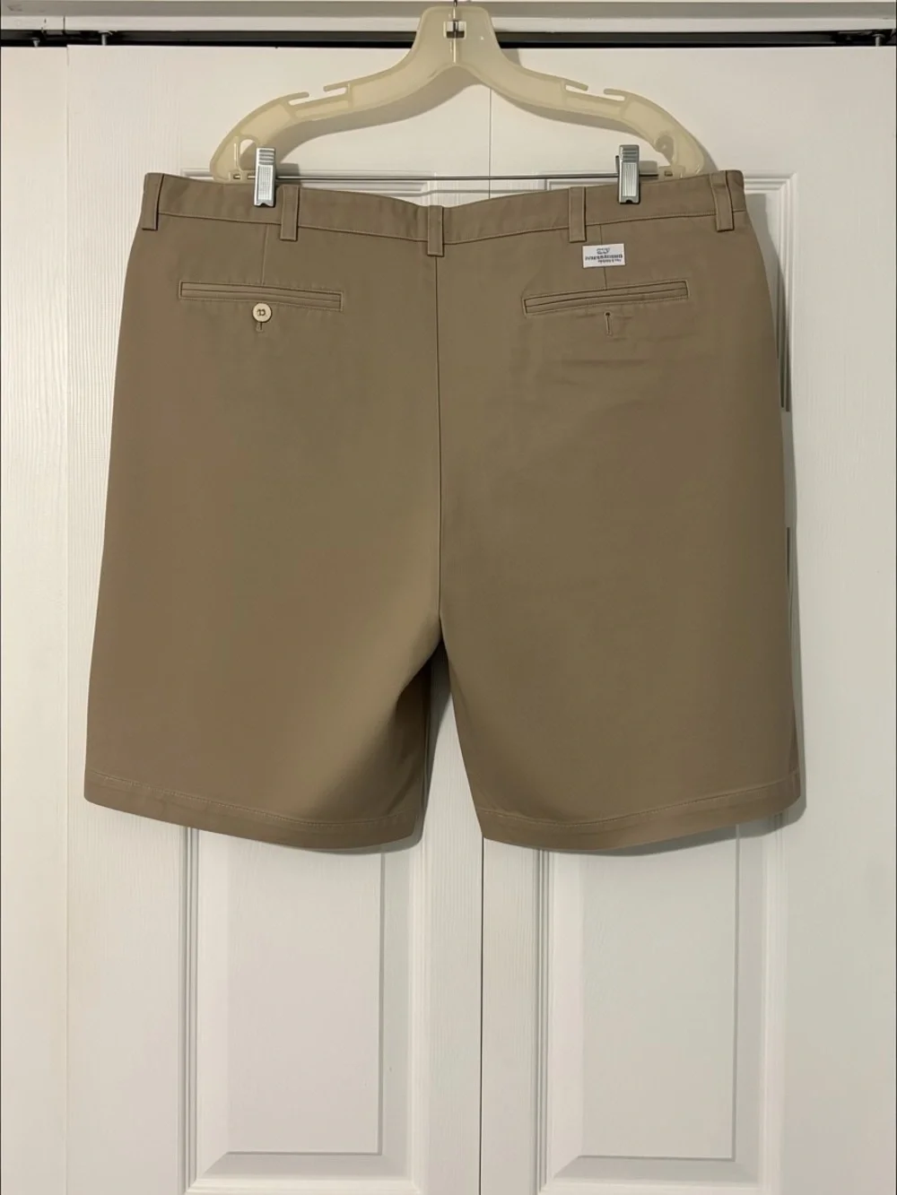 Vineyard Vines Men's Khaki Flat-Front Chino Shorts